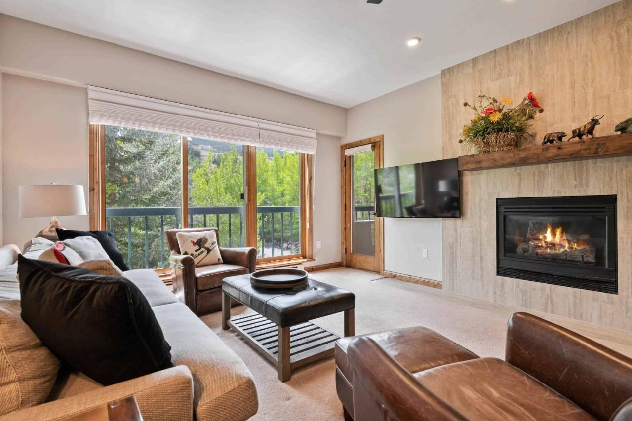 Borders Lodge By East West Hospitality Beaver Creek Esterno foto