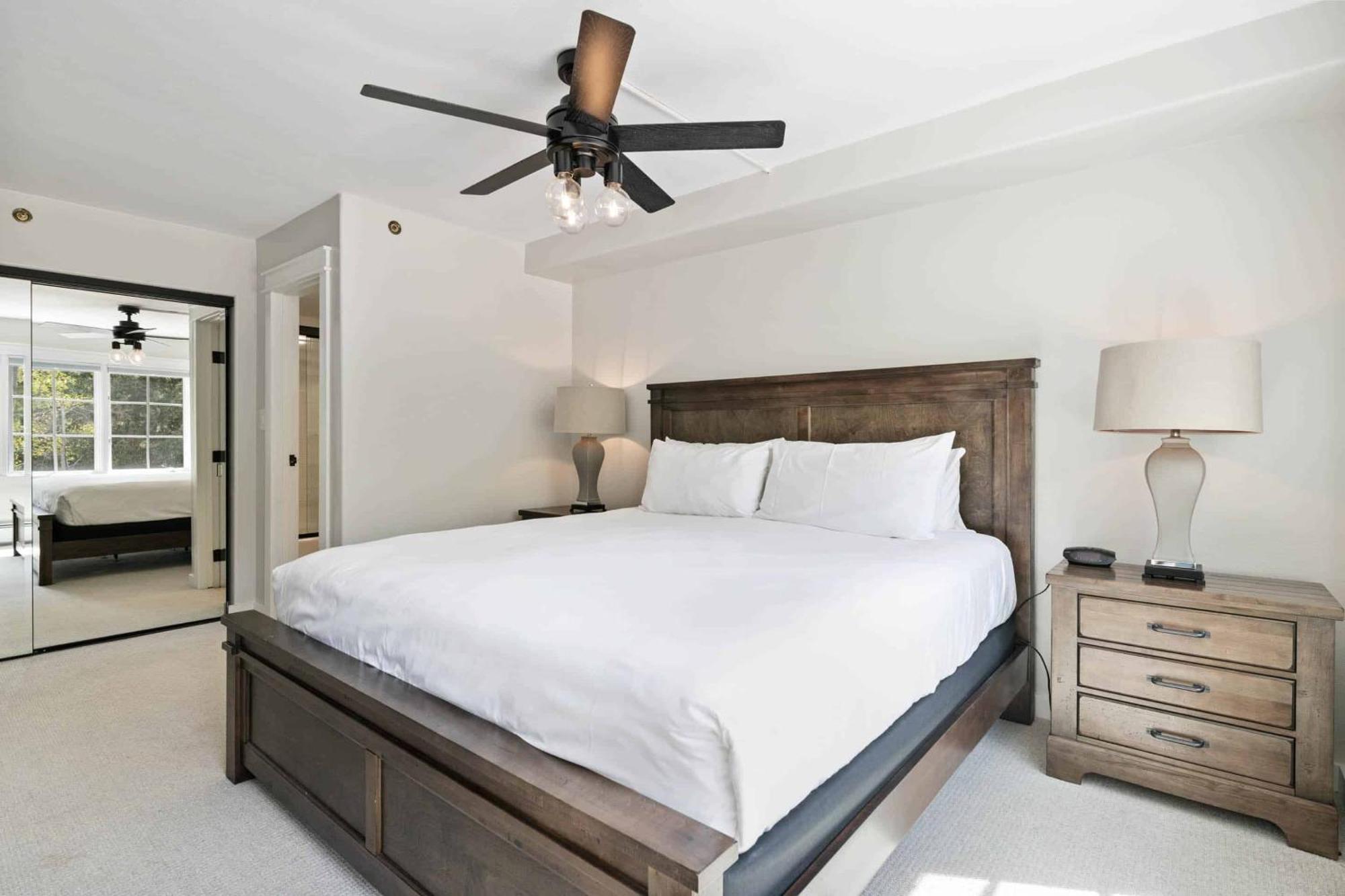Borders Lodge By East West Hospitality Beaver Creek Esterno foto