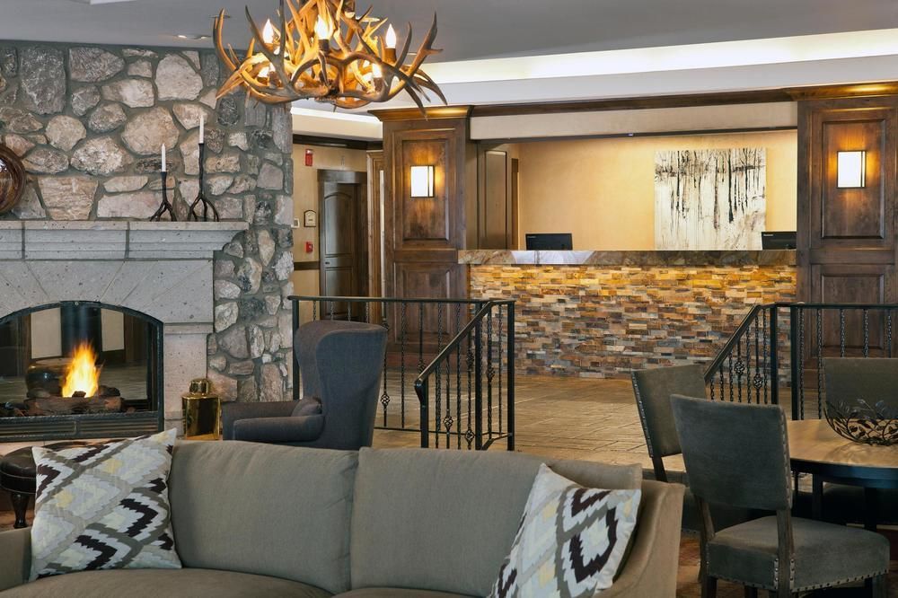 Borders Lodge By East West Hospitality Beaver Creek Esterno foto