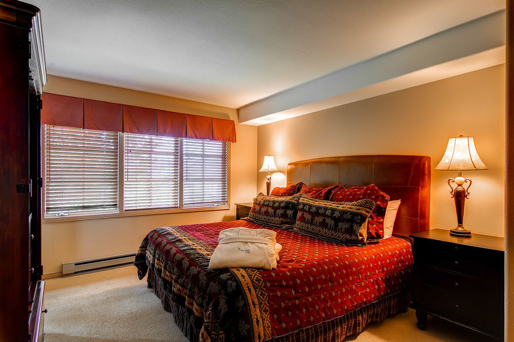 Borders Lodge By East West Hospitality Beaver Creek Esterno foto