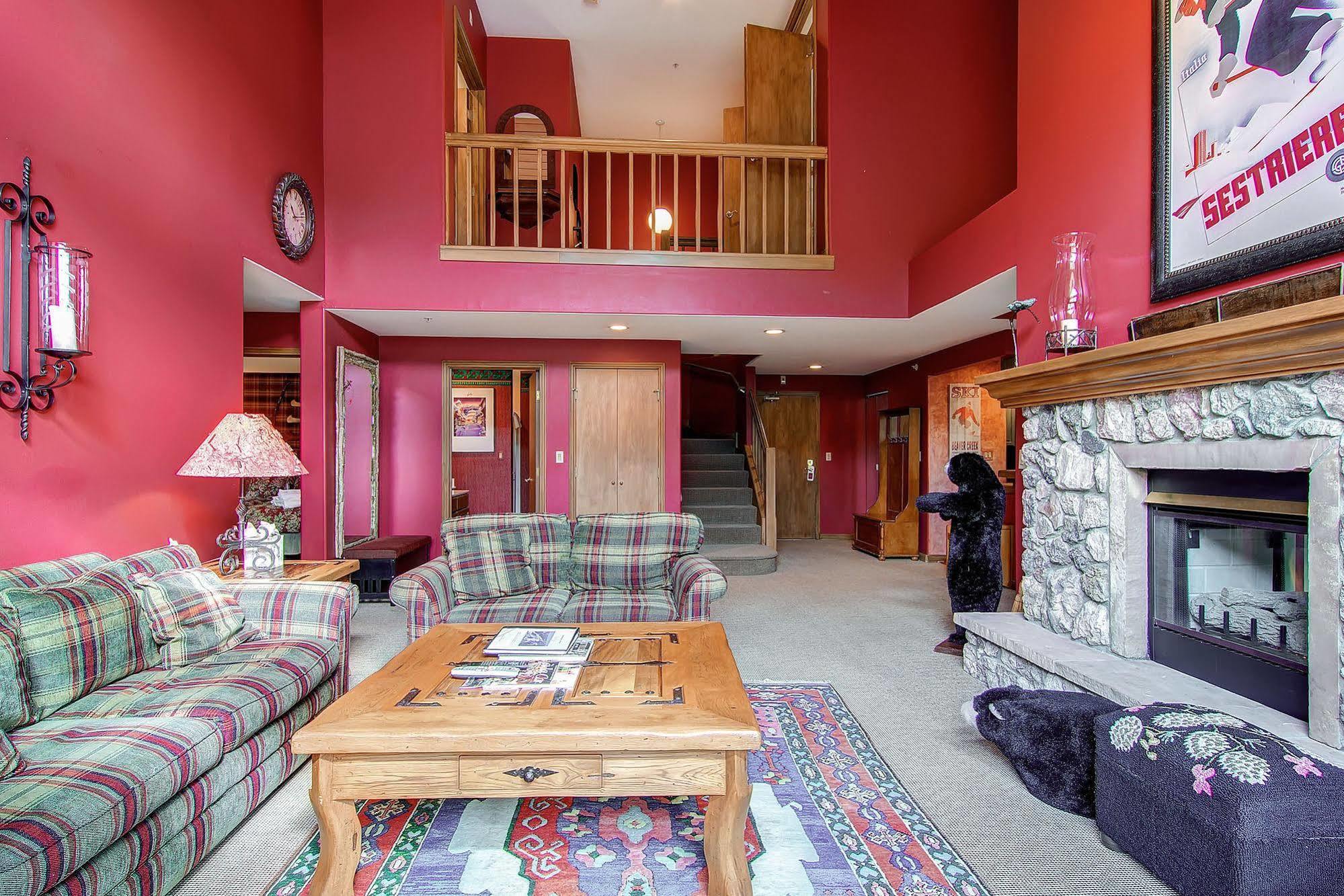 Borders Lodge By East West Hospitality Beaver Creek Esterno foto